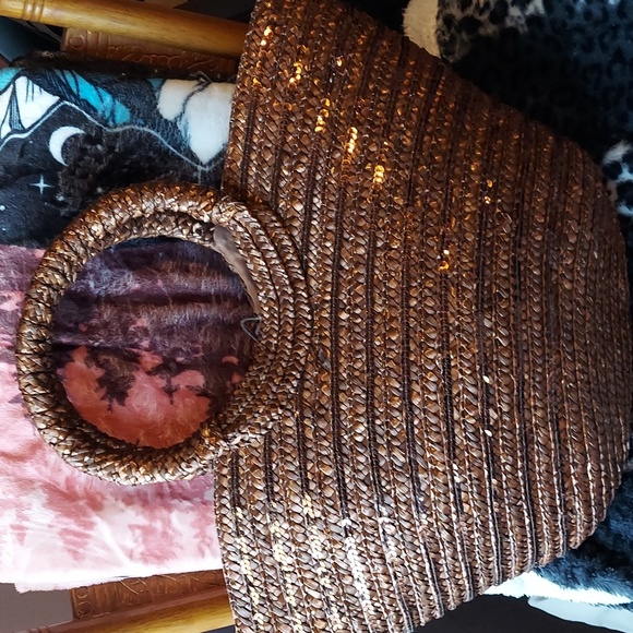 3 for $12 M&M Handbag - Picture 3 of 8